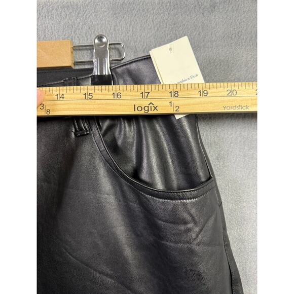 NWT Abercrombie & Fitch Vegan Leather Pants Straight Leg Black Size 18 / 34" - Picture 8 of 14